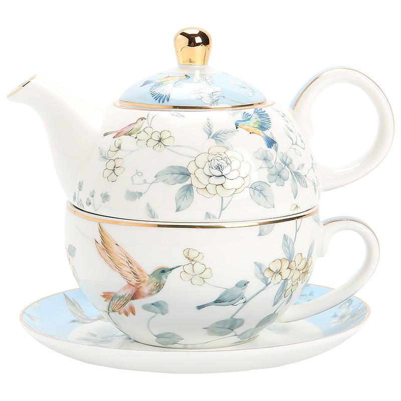 Fall Entertaining |  Carnets D' Equateur  Soup Tureen Dining & Entertaining Fall Entertaining